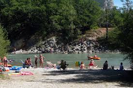 Camping Au Bord Du Verdon Avec Piscine Chasteuil Provence