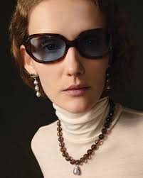 Our gift guide for every jewellery-loving mom this Mother's Day 💖⁠ ⁠ Gem  Lovers⁠ Mariya Evil Eye Diamond Necklace⁠ Mira Pendant Necklace⁠ Daphne  Earrings⁠ Rahel Triple Wrap Bracelet⁠ Coqui Charm Necklace⁠ Cut