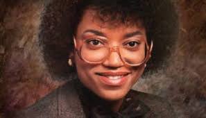 Links holds Beautillion Clinic