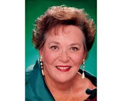 Arlene Cartwright's Instagram, Twitter & Facebook