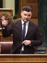 💥 Rufián retrata a Sánchez. , El diputado por ERC atacó a Pedro Sánchez  durante la última sesión de control al Gobierno del 2025. Gabriel Rufián  expuso la realidad económica de los españoles por culpa ...