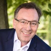 400+ "Thomas Gold" profiles