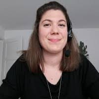 Jennifer Anspach's Instagram, Twitter & Facebook