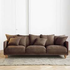 Garni de 6 coussins moelleux, ce canapé d'angle vous offrira un confort optimal et transformera votre intérieur en un espace élégant et accueillant. Canape En Lin 18 Modeles Chics Et Intemporels