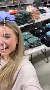 Ashley Bolt's Instagram, Twitter & Facebook