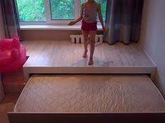 Podest kinderzimmer kleines schlafzimmer kinder kinderzimmer dekor kinderzimmer gestalten kinderzimmer einrichten hochbett selber bauen podest bett kinderzimmer ikea kinderzimmer jungen schreibtische kinderzimmer aufbewahrung kinderzimmer ikea wohnzimmer ikea hack. Bildergebnis Fur Bett Unter Podest Bett Bildergebnis Fur Podest Unter Bett Podest Bett Kinderzimmer Kleine Wohnung Schlafzimmer Wohnung Platzsparend