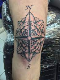 My Mandala Style Compass On My Knee Leg Knee Tattoo Tattoos Geometric Tattoo