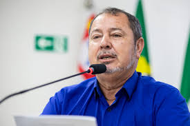 Corpo de Policial morto em tiroteio está sendo velado na Câmara