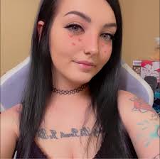 Former boy band celebrity Lance Bass visits Paso Robles