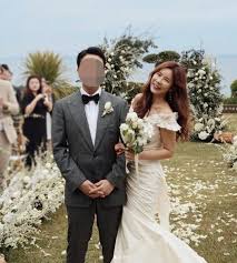 8나 혼자 산다' 달력, 가관이네요…출연진 차별 논란. 0t6qamelifka4m