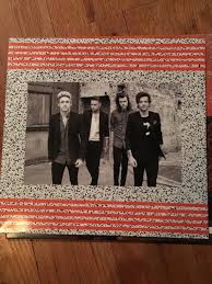 Ships from and sold by amazon us. One Direction Indonesia On Twitter 1didphotoupdates Made In The Am Vinyl 1 Https T Co T3vkznbtto