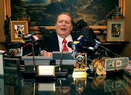 O povo contra larry flynt trailer original. Larry Flynt Fundador Da Revista Hustler Morre Aos 78 Anos Pop Arte G1