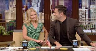 The talk show host got emotional about her family in a recent episode of live with kelly and ryan. Kelly Ripa S Daughter Walked In On Them Having Sex On Father S Day
