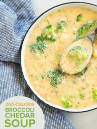 If You Love Panera S Broccoli Cheddar Soup Then Try Making This Similar Version That Has Just 200 Calories Low Calorie Soup Recipes Soup Recipes