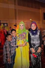 Inilah rumah mewah bernilai rm20 juta milik datuk seri via jomkapel.blogspot.com. Kebakaran Rumah Pengasas Produk Kecantikan Vida Beauty Dua Maut