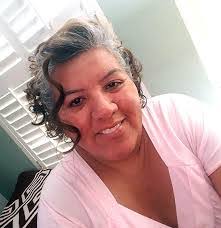 Diana Flores's Instagram, Twitter & Facebook