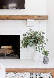 21 Tips To Diy And Decorate Your Fireplace Mantel Shelf Modern Rustic Living Room White Brick Fireplace Painted Brick Fireplaces