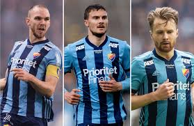 Marcus danielson fick rött kort. Lagerlof Oppnar For Taktikbyte Kan Spela Med Tre Mittbackar Fotboll Sthlm