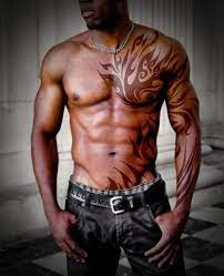 Explore cool masculine design ideas with bold black ink. Pin Auf Tattoos