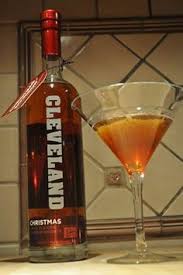 Straight bourbon means that the bourbon has been aged for a minimum of 2 years, and has no other coloring or before drinking, take some time to enjoy the beauty of the color of your bourbon, and. 12 Best Christmas Bourbon Mixed Drinks Ideas Bourbon Mixed Drinks Mixed Drinks Bourbon