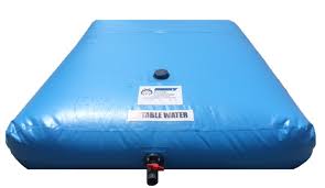 The 100 gallon wedge measures 55 in length, 40 at its widest and tapers down to 21 at its narrowest forward point. Husky Potable Water Bladder Tank 100 Gallon Tankandbarrel Com