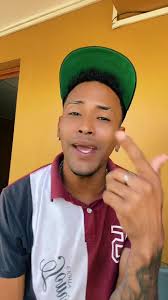 Canta igual que ozuna delen like si canta igul #musica #ozuna #fyp