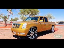La Cocodrilo Silverado With Escalade Front End 30 Rims Rambox Design Youtube Rambox Chevy Trucks Silverado