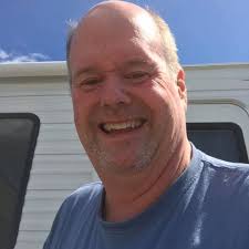 Beware of the 7 eleven, my card was used after I got gas there! It's been  reported already to my bank. Card scanner or jerk? 😭