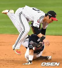 Jan 29, 2018 · 실제 오지환 선수는. ì¬ì§ ì¤ì§í ê¸ë¬ë¸ ëì¼ë¡ ê³µ ì§ì¼ë´ê³ 