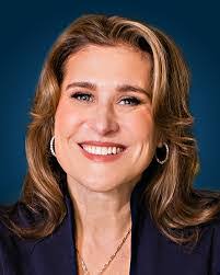 Sarah Owen's Instagram, Twitter & Facebook