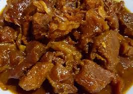 Sebelum dimasak, daging kambing dari pembagian daging kurban disarankan tak dicuci. Resep Semur Daging Kambing Oleh Nurul Hikmah Dapoer Mommy R Cookpad