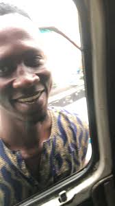 Encuentro Único: Un Hombre Chino Yoruba