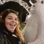 Elizabeth Manalo's Instagram, Twitter & Facebook