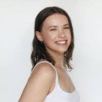 Madelyn Johnston's Instagram, Twitter & Facebook