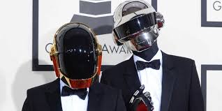 Daft punk, una leyenda de la música electrónica. Mira A Uno De Los Daft Punk Sin Casco En Una Pelicula Vos