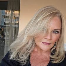 Tracey Leach's Instagram, Twitter & Facebook