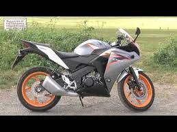 So i suggest you to buy new r15 or go for ktm. Honda Cbr 125 R Review By Luke Wilkins Youtube