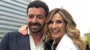 Proprio oggi i due conduttori della trasmissione, tiberio. Lorella Cuccarini Lascia La Vita In Diretta E Attacca Alberto Matano Un Maschilista Dall Ego Smisurato La Stampa