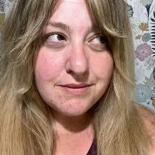 Hannah Lunt's Instagram, Twitter & Facebook