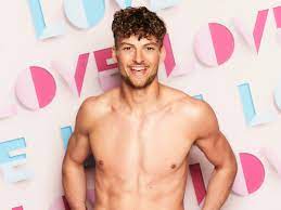 Hugo Hammond On Love Island Who Is Show S First Ever Disabled Contestant The Independent
