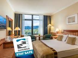 On twitch chat, the emote is often used in the context of reacting to music. 10 Hotel Terbaik Di Budapest Hongaria Dari Rp 242 592