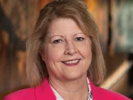 Yolanda Wall's Instagram, Twitter & Facebook