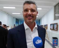 2009 yılında radyoyla tanışan kantarcı, saran grubu radyolarında prodüksiyon sorumlusu olarak… Sadettin Saran Dan Ali Koc Aciklamasi