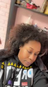 Celebrating women, one of my first choice for stylist to do me a blowout or  what call silk press. #dominican #silkpress #womenownedbusiness #firstlady  #augustaga