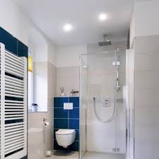 Auf ihrem stand haben wir innovationen für ihr bad entdeckt, die gerade im bereich beleuchtung neue maßstäbe setzen! 10er Set Flache Led Bad Einbaustrahler Ip65 In Rund Weiss Mit Led 5w Neutralweiss 230v Linovum
