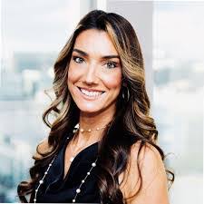 Jennifer Motley's Instagram, Twitter & Facebook