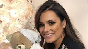 Ecco cosa ne pensa a distanza di anni. Alena Seredova Mostra Fiera Il Pancione La Tenera Foto Con I Figli