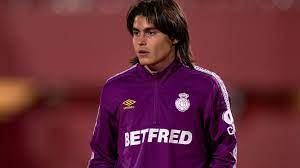 Luka romero bezzana (born 18 november 2004) is a professional footballer who plays as an attacking midfielder for segunda división side rcd mallorca. 6xvaayfnvbj9am
