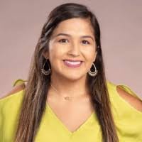 Beatriz Valdez's Instagram, Twitter & Facebook