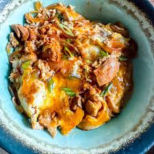 Oyakodon (Japanese Chicken and Egg Rice Bowl) - Farah J. Eats